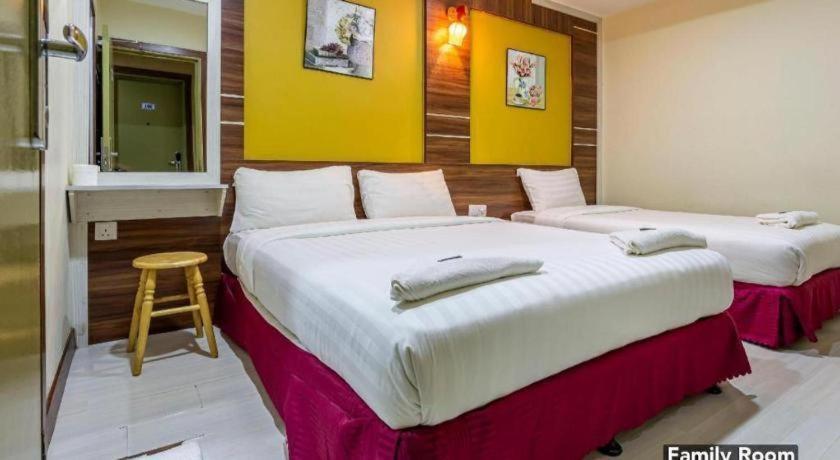 Golden Night Hotel Субанг Джая Екстериор снимка
