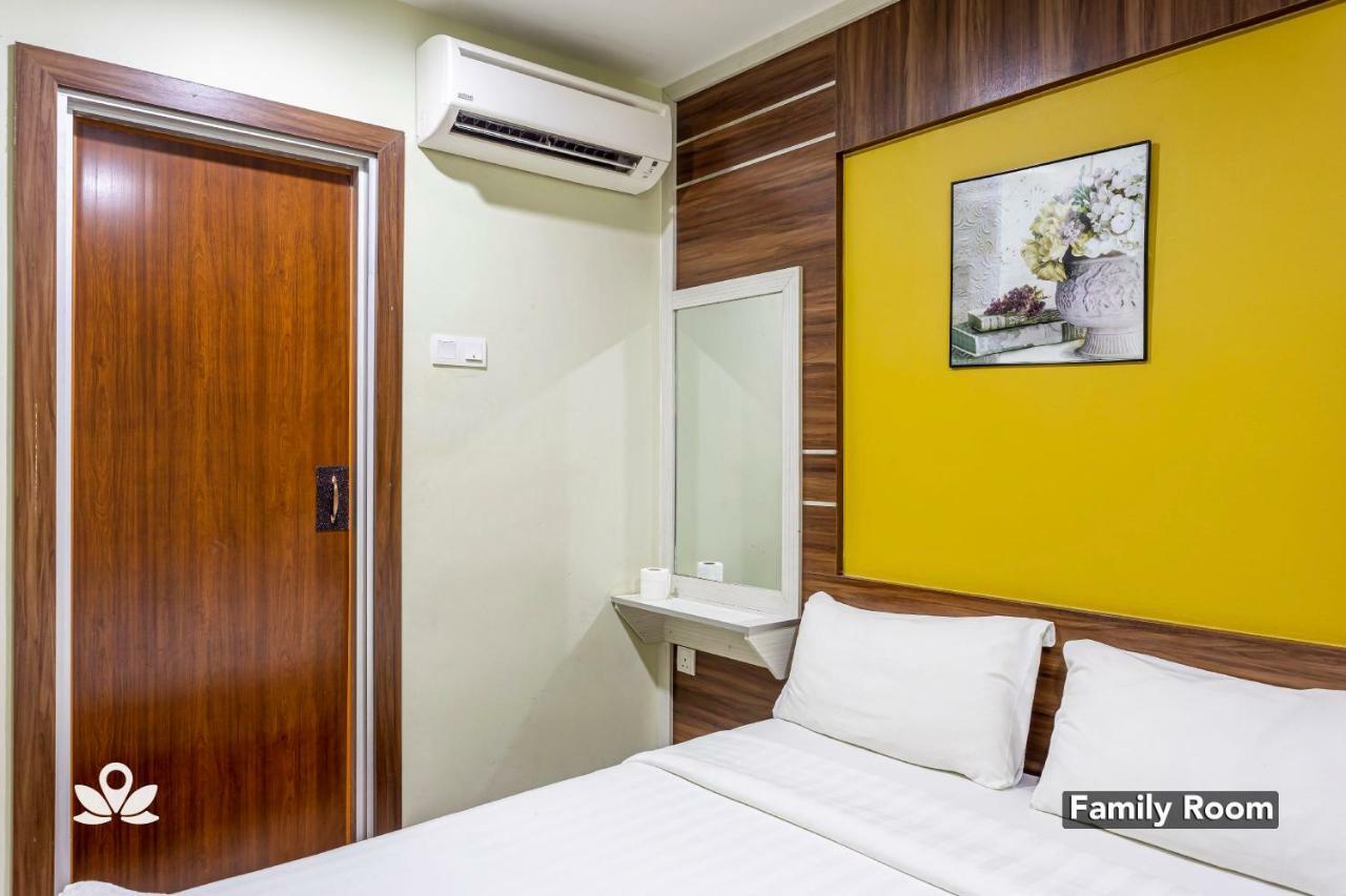 Golden Night Hotel Субанг Джая Екстериор снимка